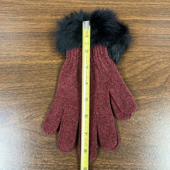 Garnet & Black Fur Cuff Gloves - Picture 5 of 5